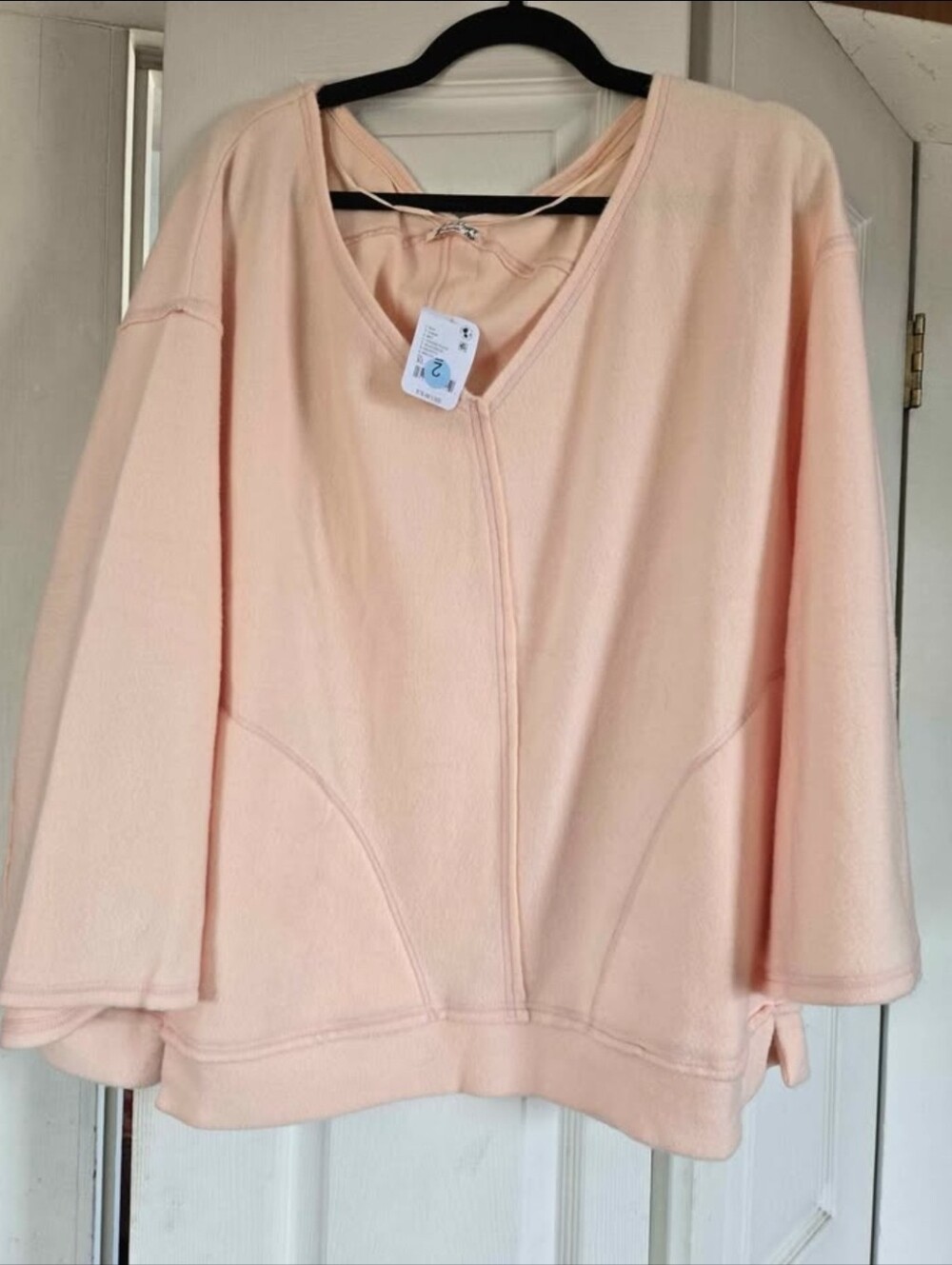 Free People Women's Peach V-Neck Pullover Sweater